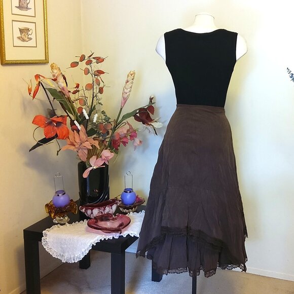 NWT Women Brown 3-Layers of Tiered Ruffle Lace Design Midi Skirt L 12 - Picture 9 of 12